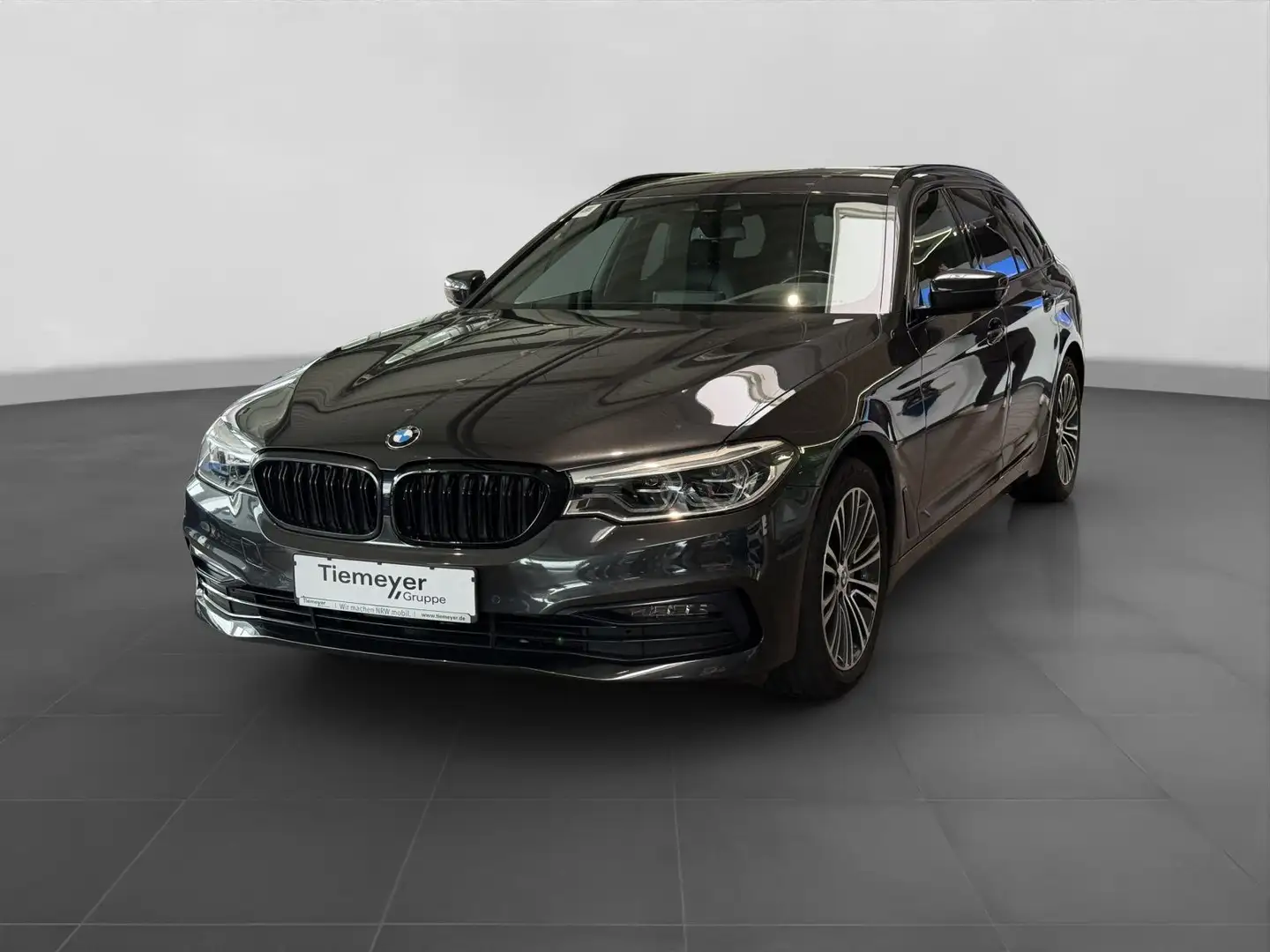 BMW 530 d Touring xDrive SPORTLINE AHK INNOVATION Grau - 2