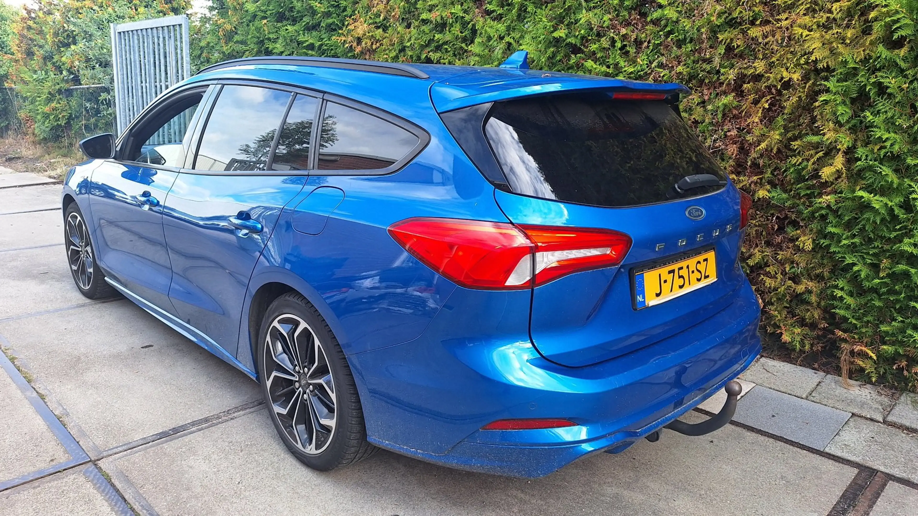 Ford Focus Wagon 1.0 EcoBoost ST Line Business — photo 2