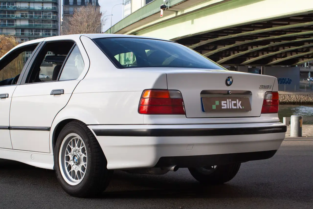 BMW 318i, foto 3
