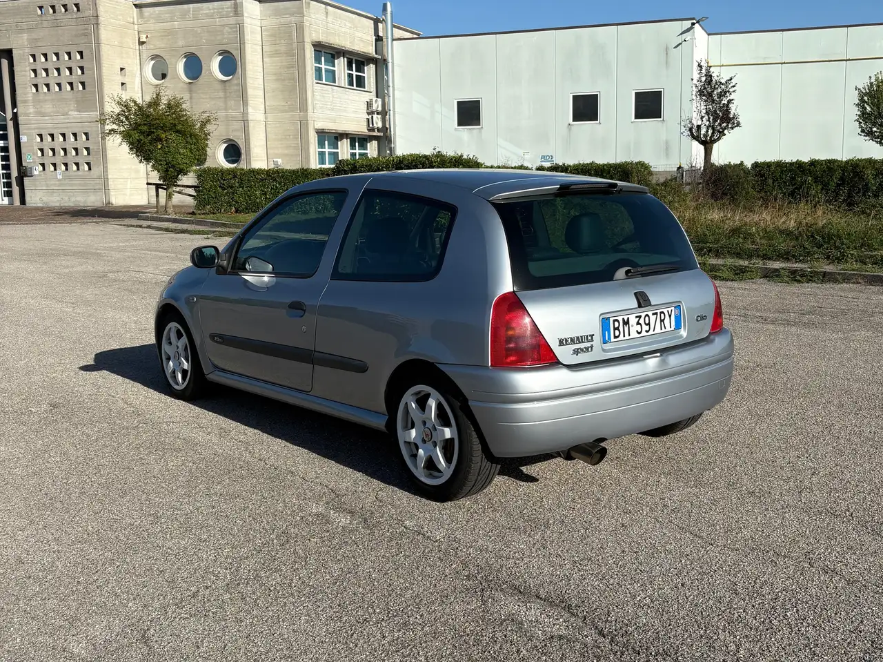 Renault Clio II 1998 3p 2.0 16v Sport, foto 3