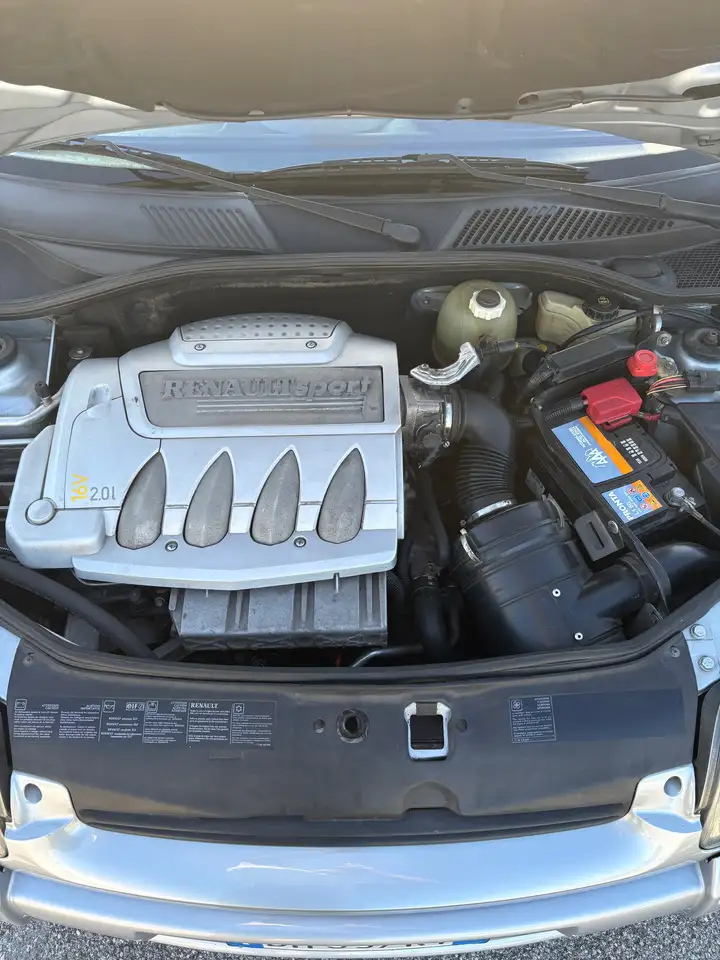Renault Clio II 1998 3p 2.0 16v Sport, foto 5
