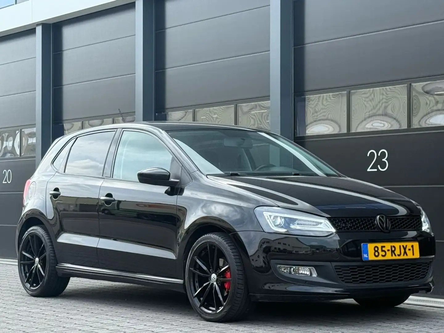 Volkswagen Polo 1.2 TDI Navi Xenon Camera Zwart - 2