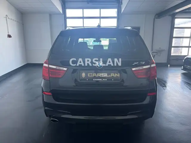 BMW X3 view 11