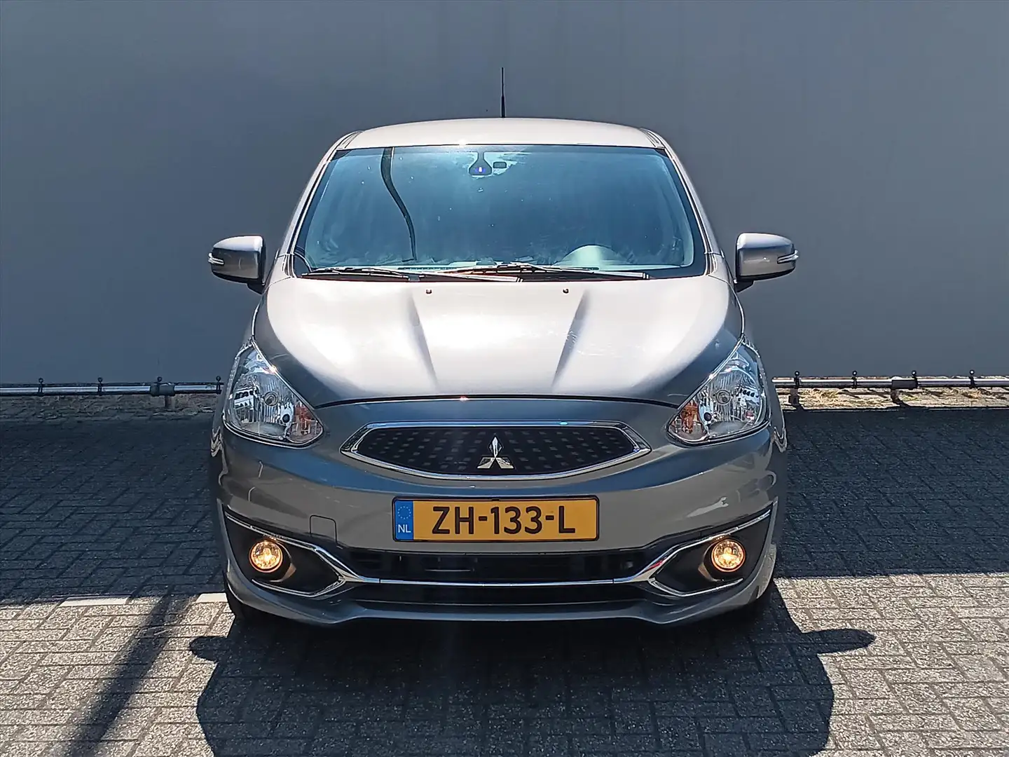 Mitsubishi Space Star 1.2 Advance | Airco | Cruise | Carplay Grijs - 2