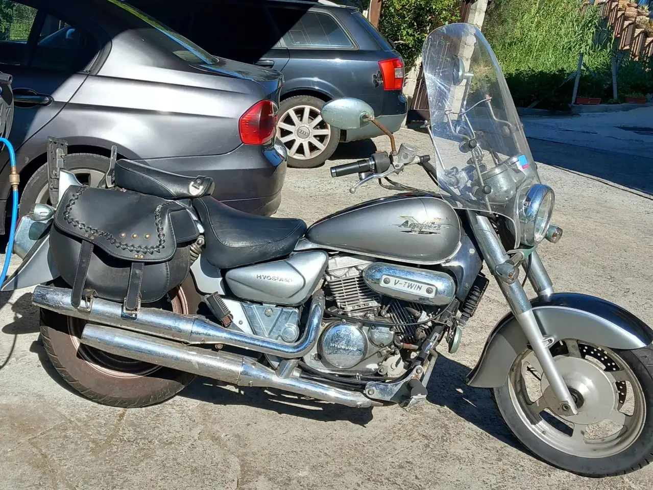 Hyosung Aquila 250