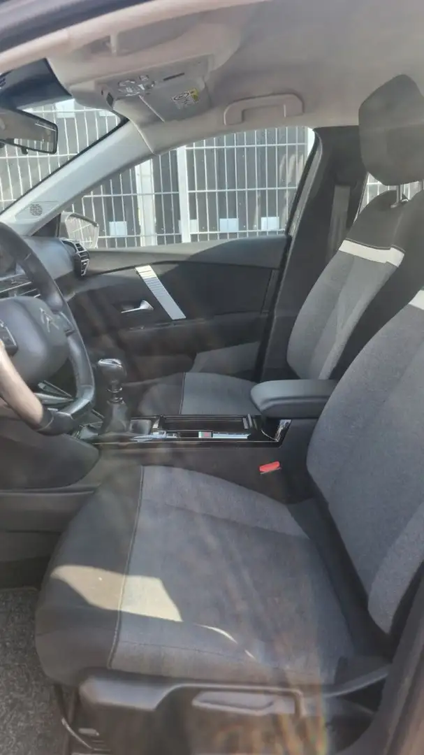 Citroen C4 Pure Tech 130 S+S Feel *SHZ*LENKRADHZG*MIRROR Grau - 2