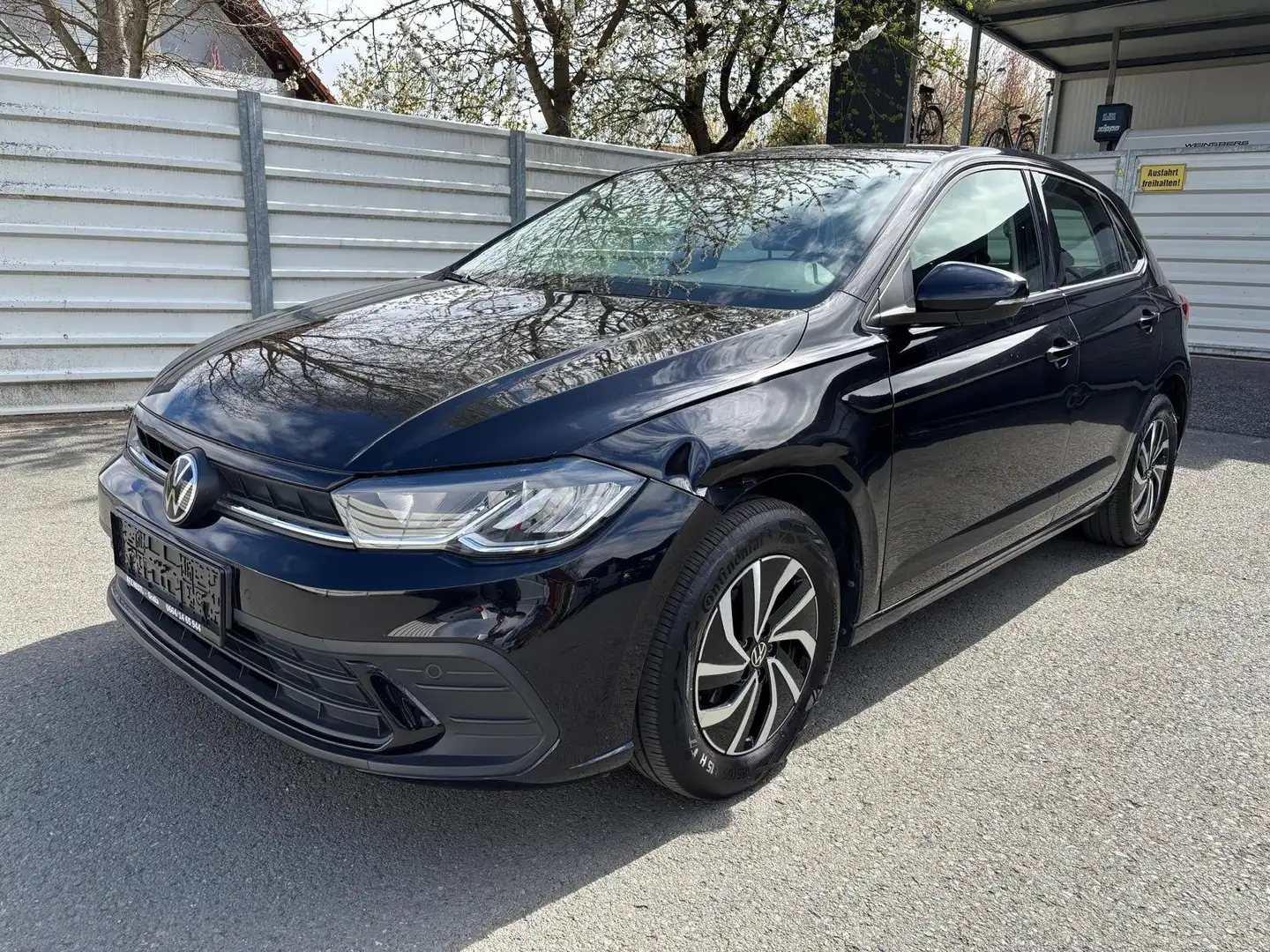 Volkswagen Polo 1,0 TSI Business Aut. *** Netto 10.825 € *** Schwarz - 1