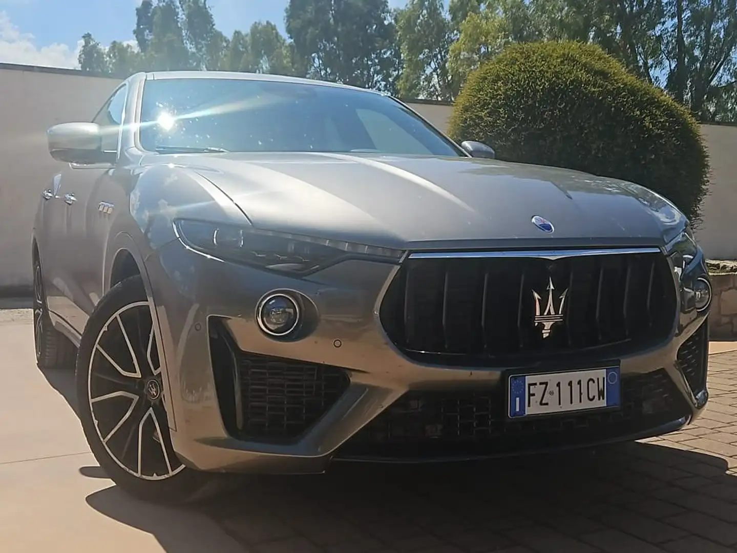 Maserati Levante Levante 3.0 V6 Granlusso 275cv auto my20 Сірий - 1