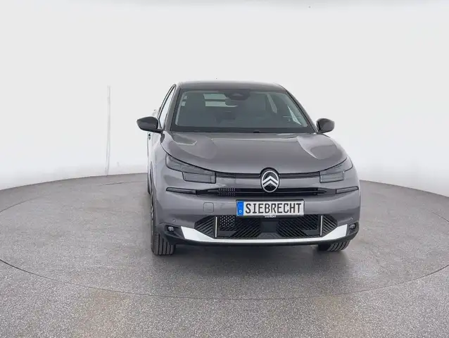 Citroen C4 view 2