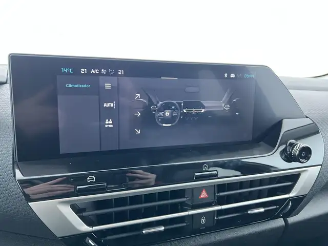 Citroen C4 view 14