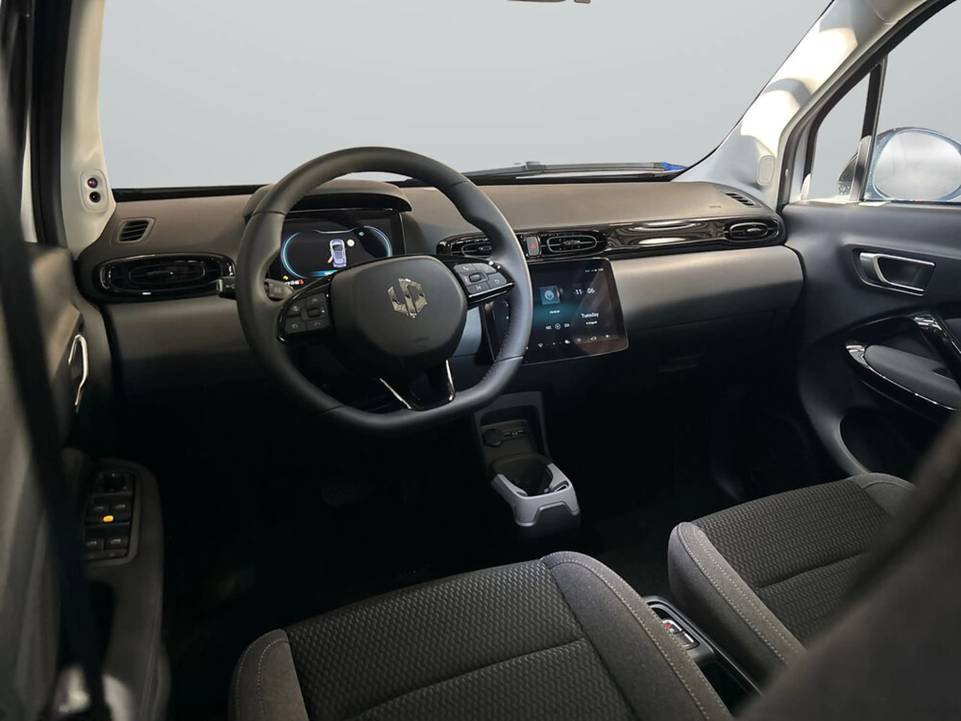 Leapmotor T03 T03 70 kW EV — photo 12