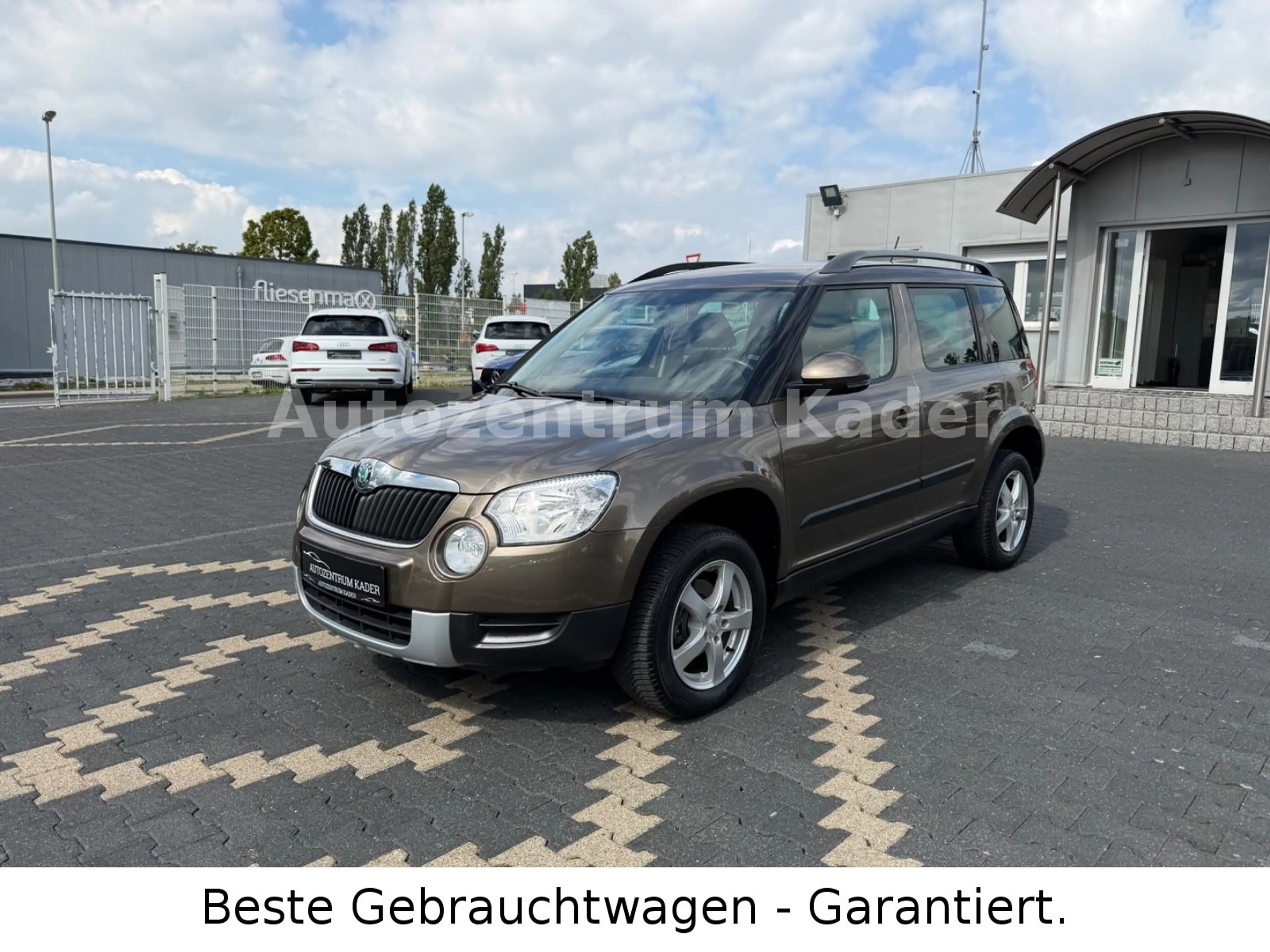 Skoda Yeti Active Plus Edition 4x4*1.Hand*AHK*Klima*Ga — photo 3