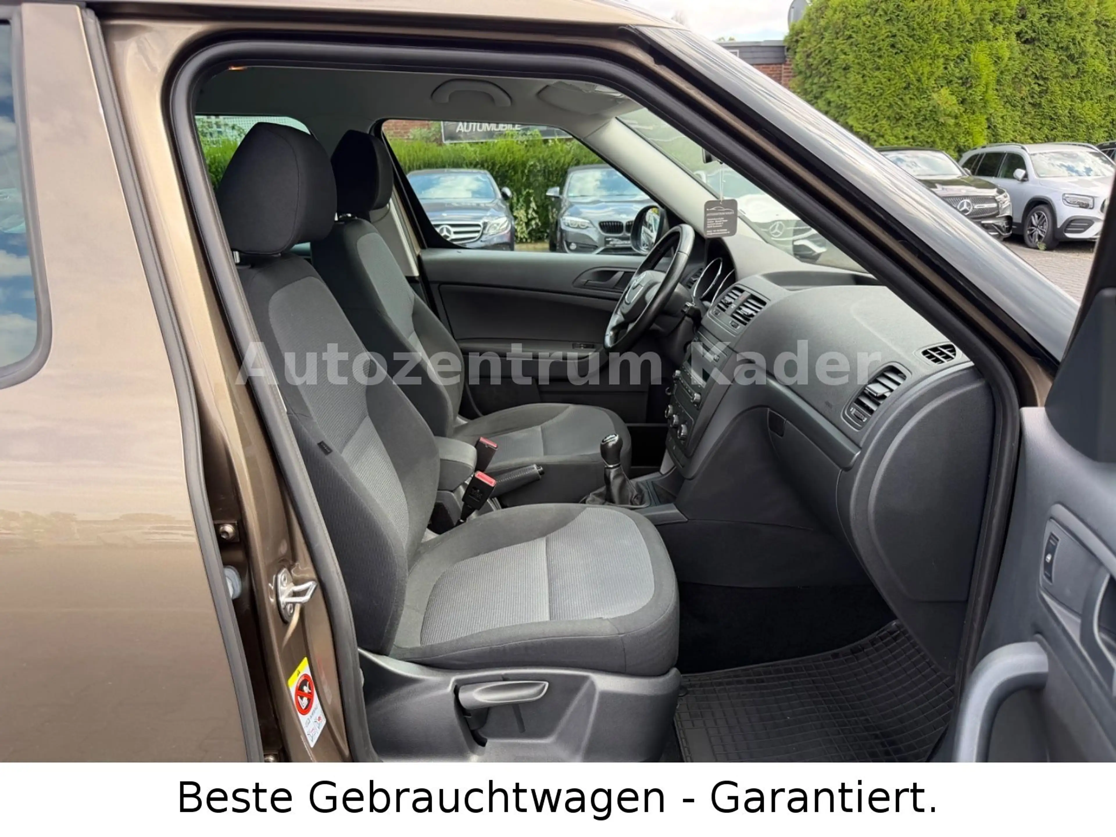 Skoda Yeti Active Plus Edition 4x4*1.Hand*AHK*Klima*Ga — photo 15