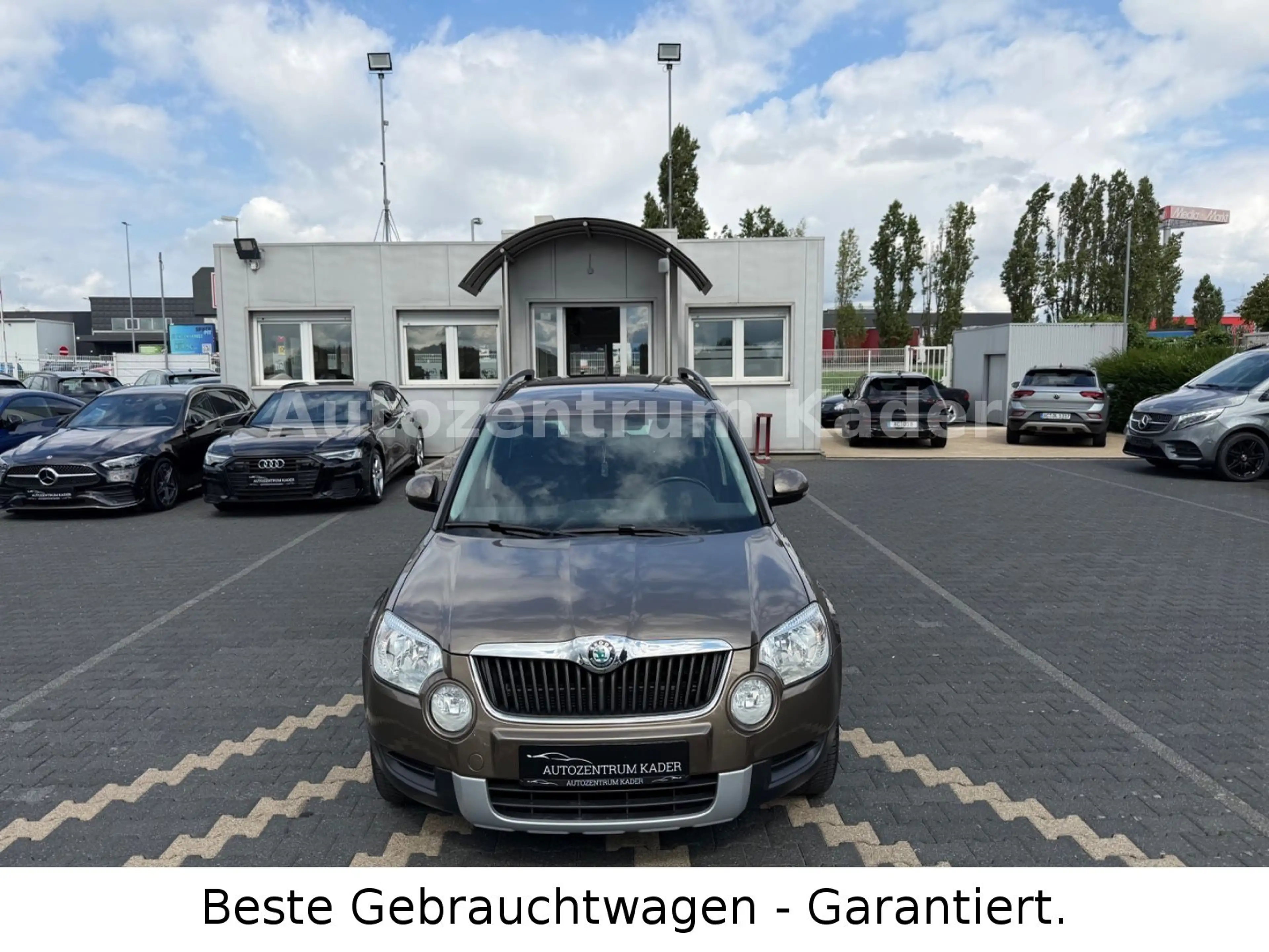 Skoda Yeti Active Plus Edition 4x4*1.Hand*AHK*Klima*Ga — photo 2