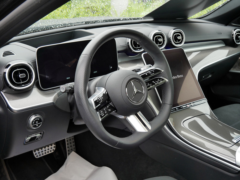 Mercedes-Benz C 220 T d AMG BURM MEMO 360 AHK DISTR KAMERA PDC — photo 14