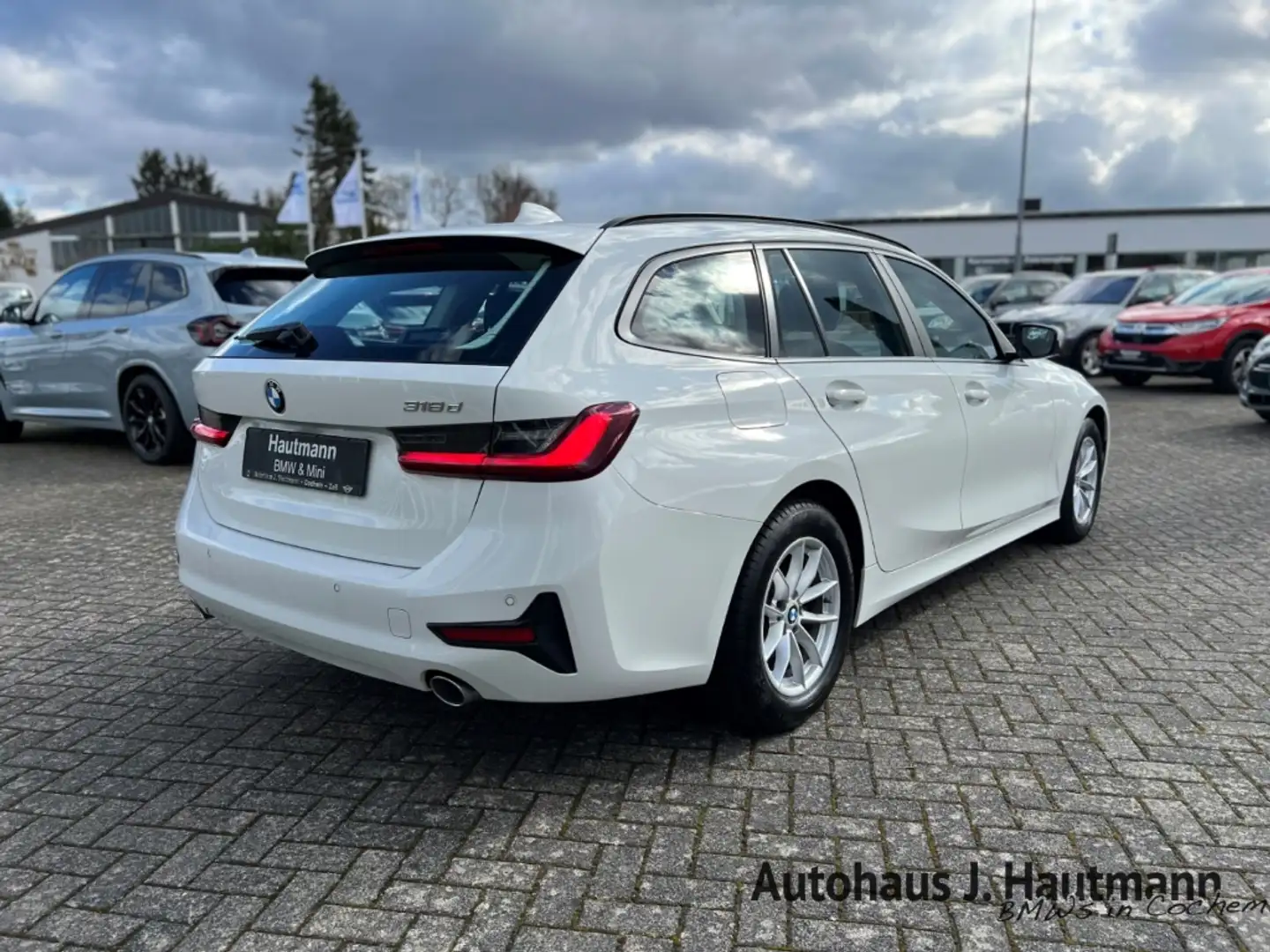 BMW 318 d Touring Advantage +1.HAND+LED+NAVI+SHZ+PDC+ Blanc - 2
