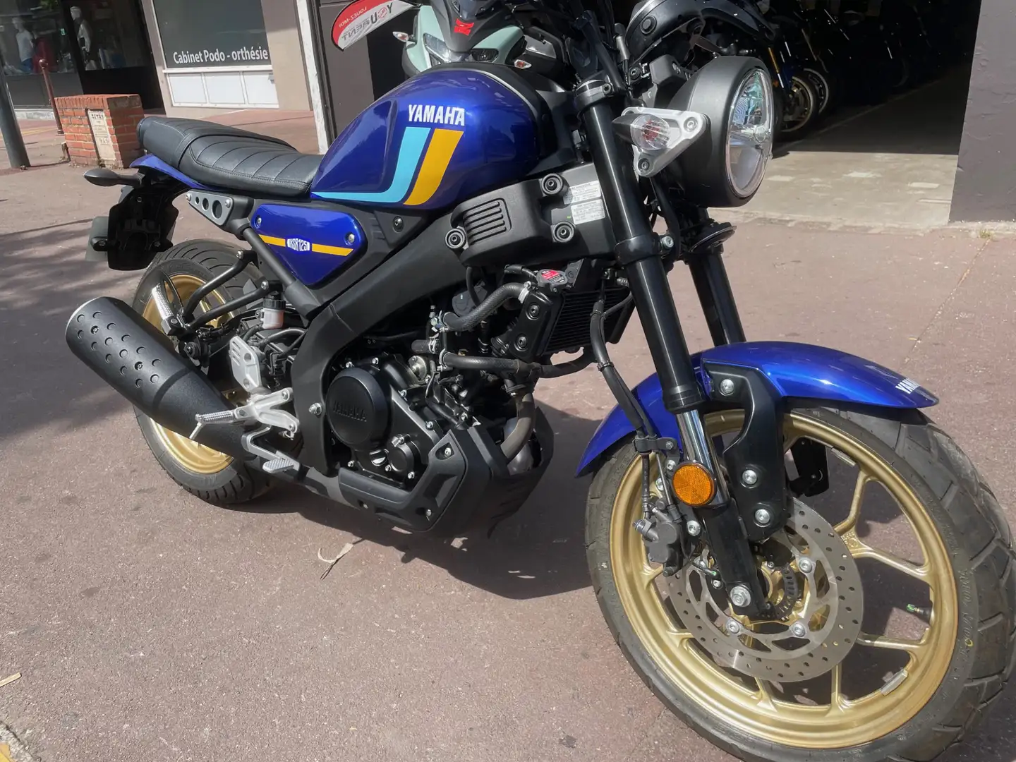 Yamaha XSR 125 Bleu - 2