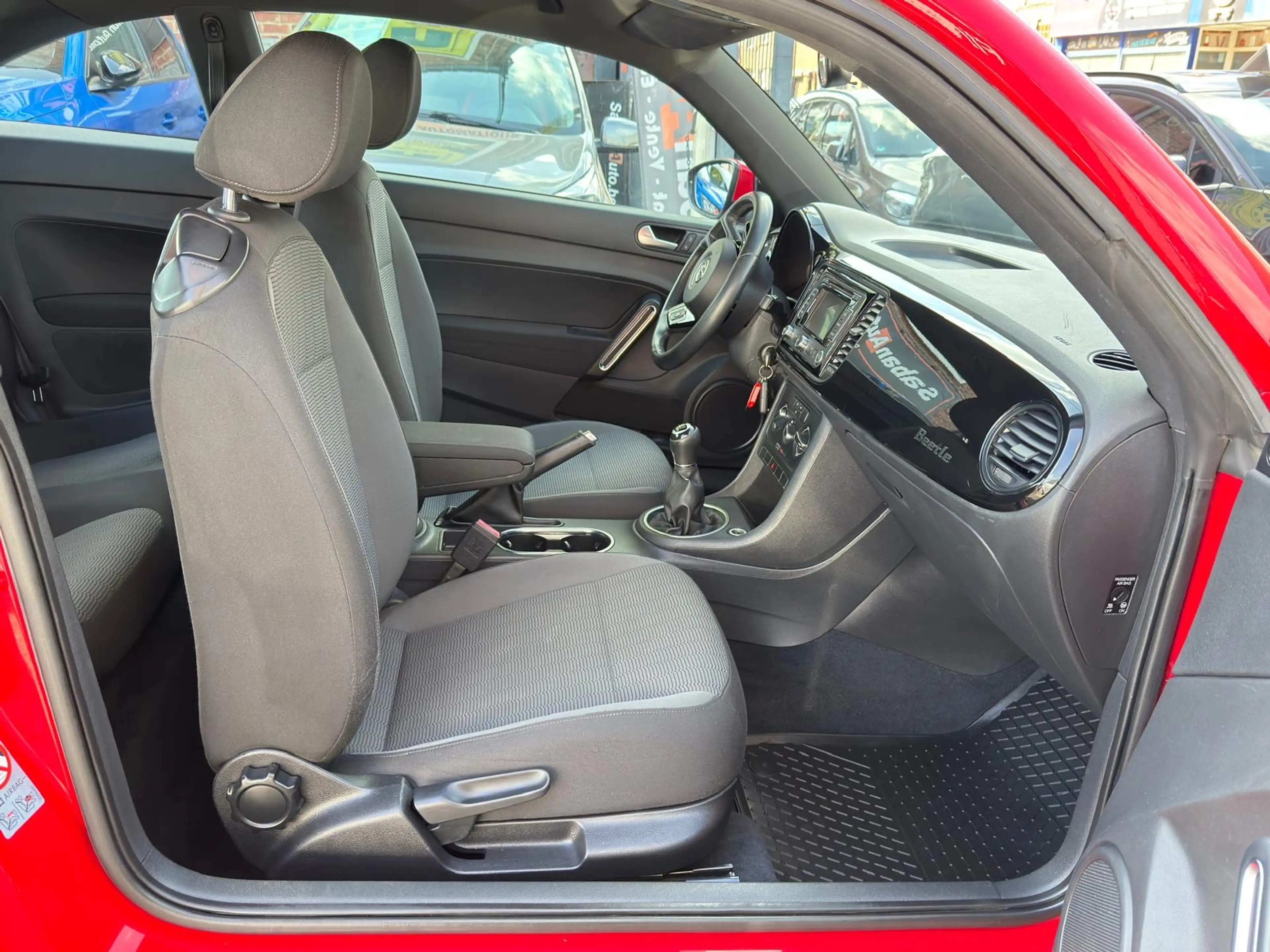 Volkswagen Beetle Beetle 1.2 TSI ° NAVI ° CLIM ° 1e MAIN ° GARANTI 12 MOIS ! — photo 11