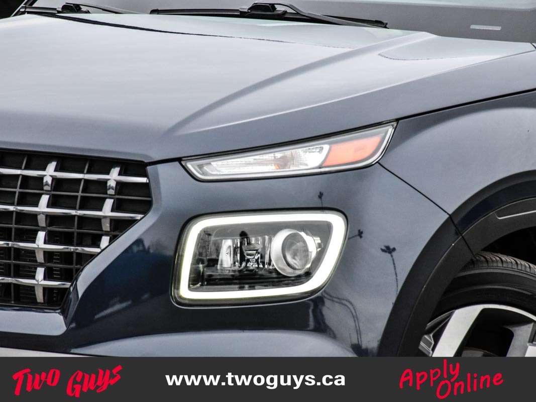 2020 Hyundai Venue Ultimate | Denim Pkg | Sunroof | Nav | photo 7