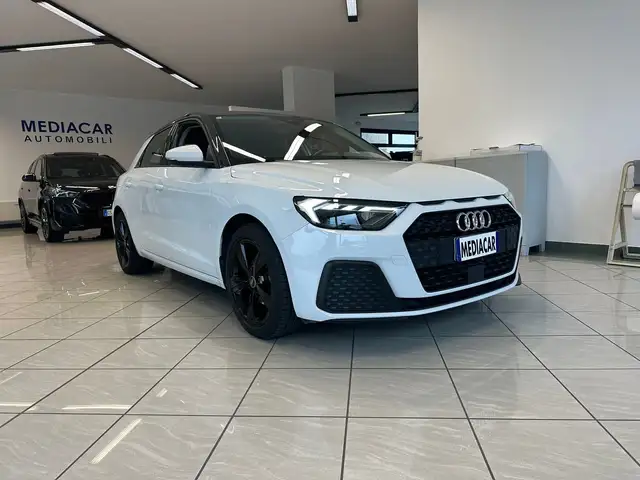 Audi A1 Sportback 30 1.0 tfsi Admired Advanced 110cv s-tro