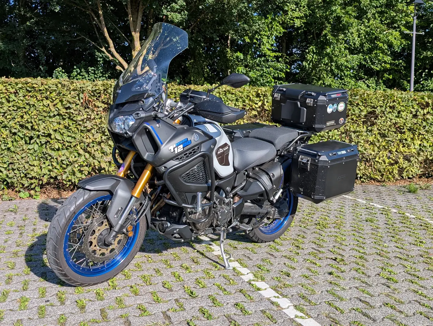 Yamaha XTZ 1200 XT1200ZE Super Tenere Gris - 1