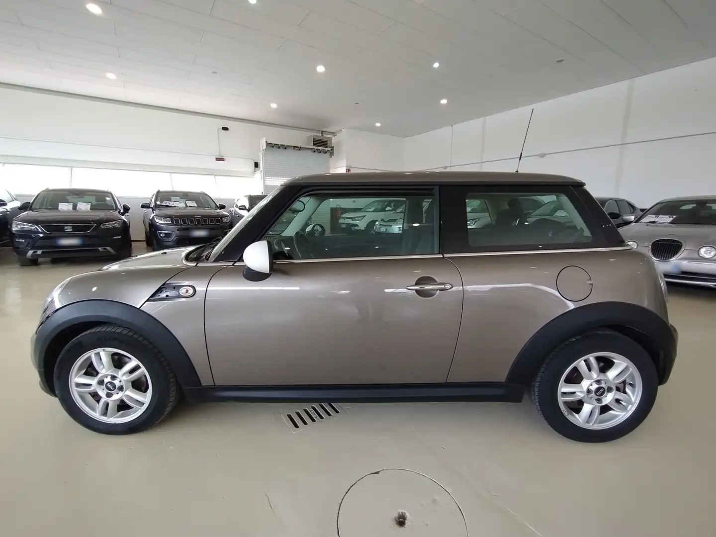 MINI One 1.6 Benzina 75CV Grigio - 2