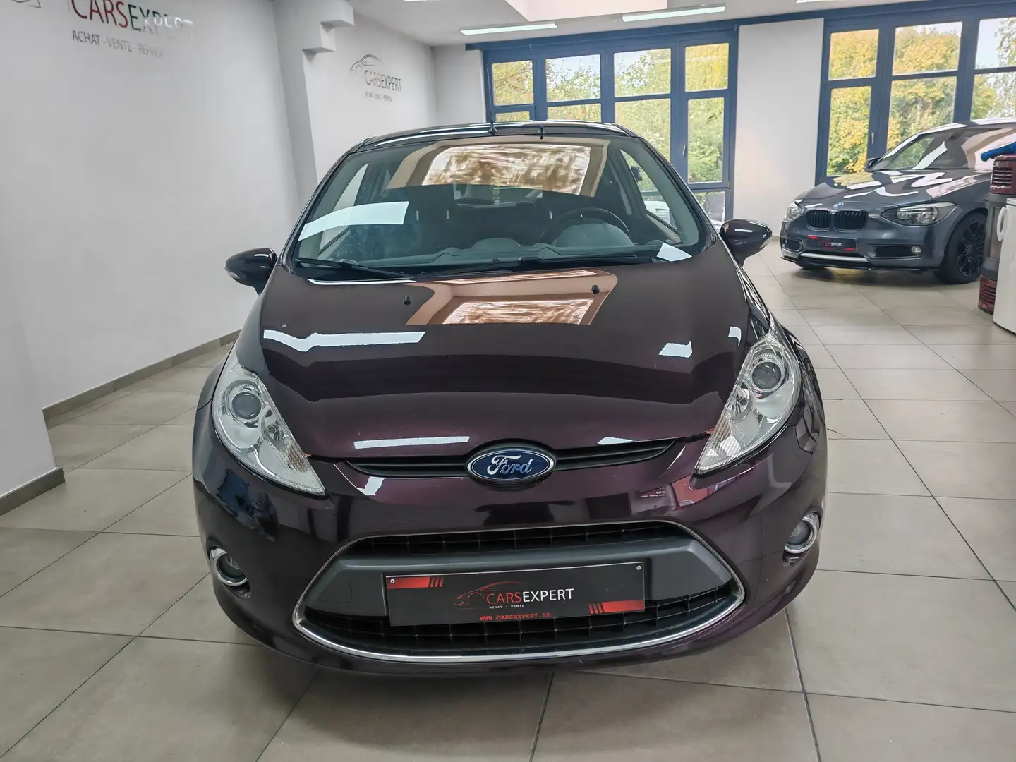 Ford Fiesta Fiesta 1.25i Sound Connection Plus Titanium Violett - 2
