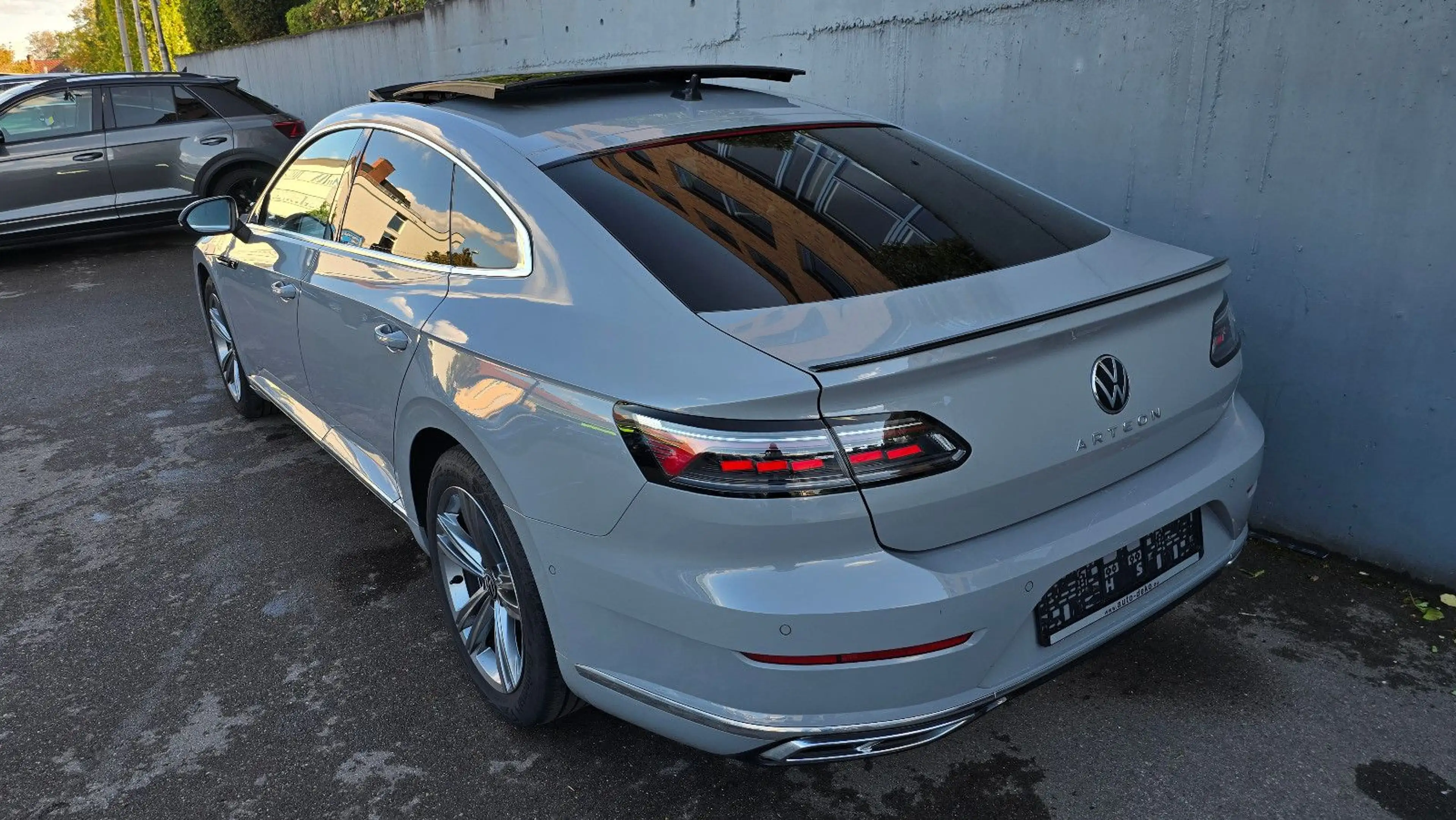 Volkswagen Arteon 2.0 TSI DSG 3 x R-Line Pano/ACC/360*/IQ — photo 3