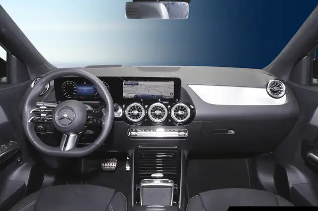 Mercedes-Benz Gla view 10