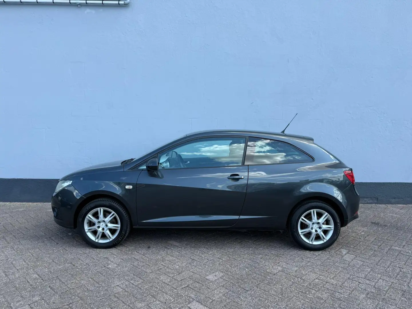 SEAT Ibiza 1.4 Beat - Airco Gris - 2