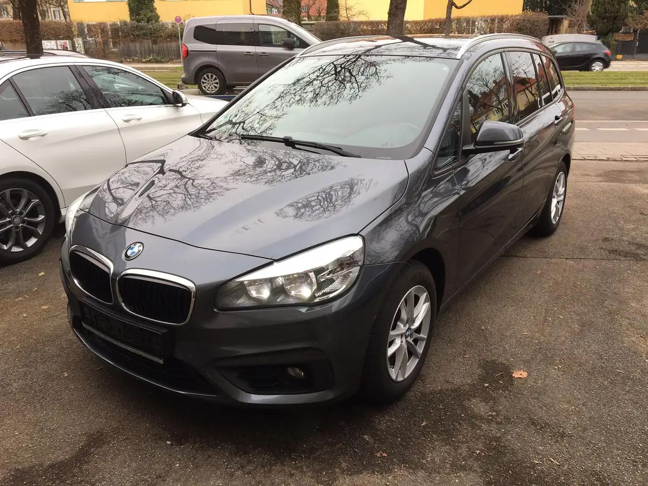 BMW 218