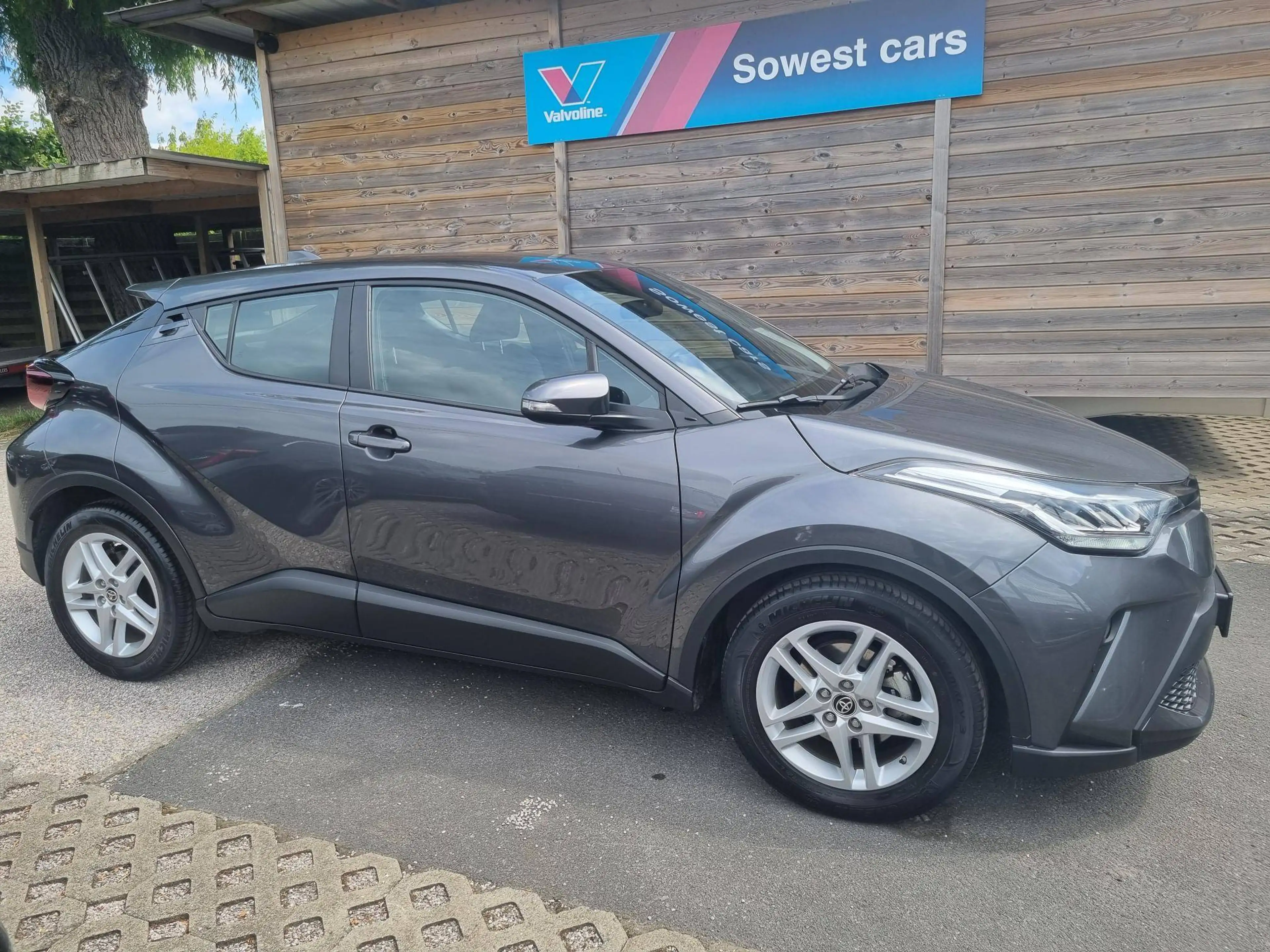 Toyota C-HR C-HR Hybrid 1.8i VVT-i C-Enter E-CVT