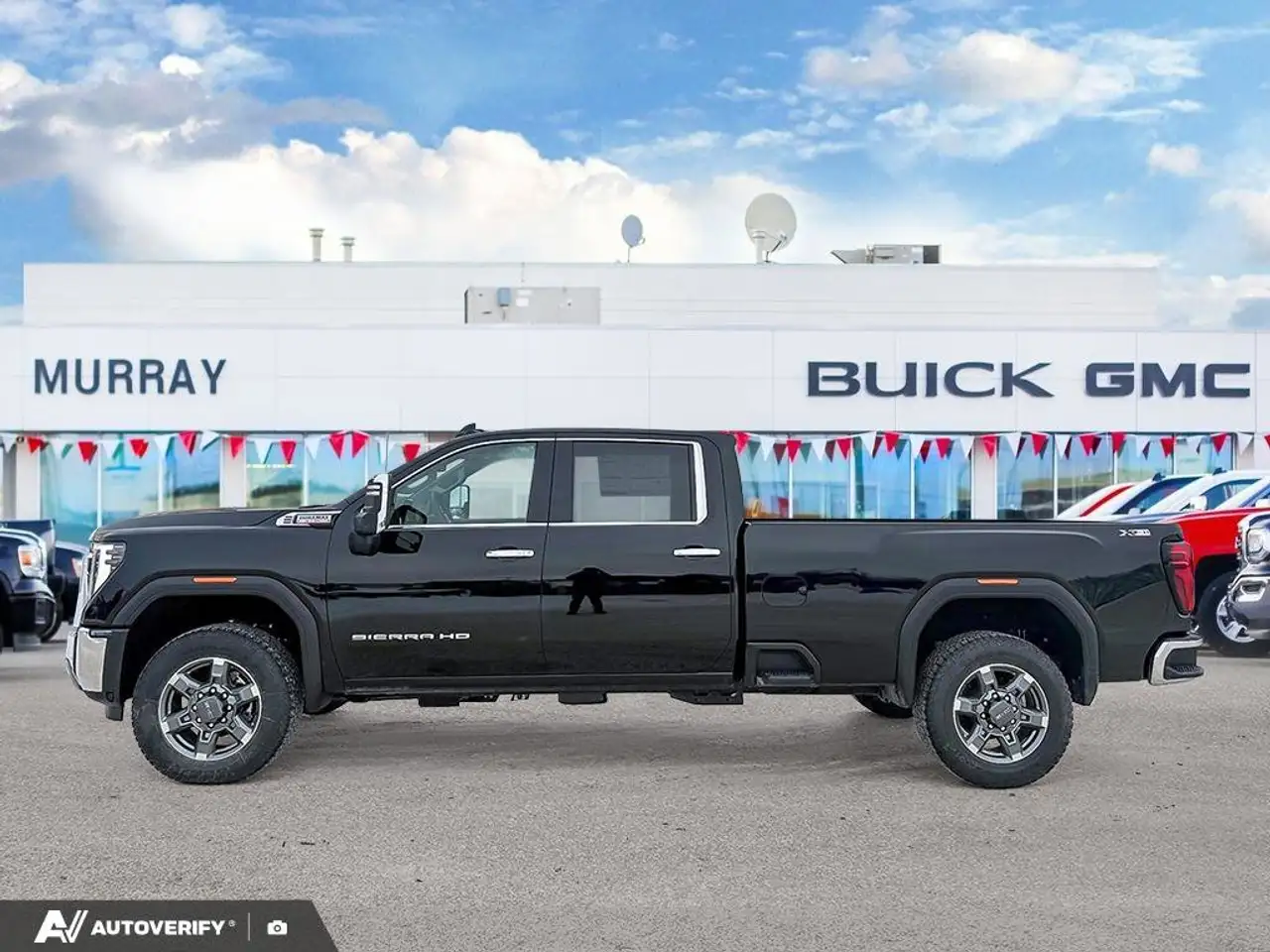 GMC Sierra 3500HD снимка GMC Sierra 3500HD