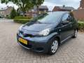 Toyota Aygo 1.0-12V Now Gris - thumbnail 1