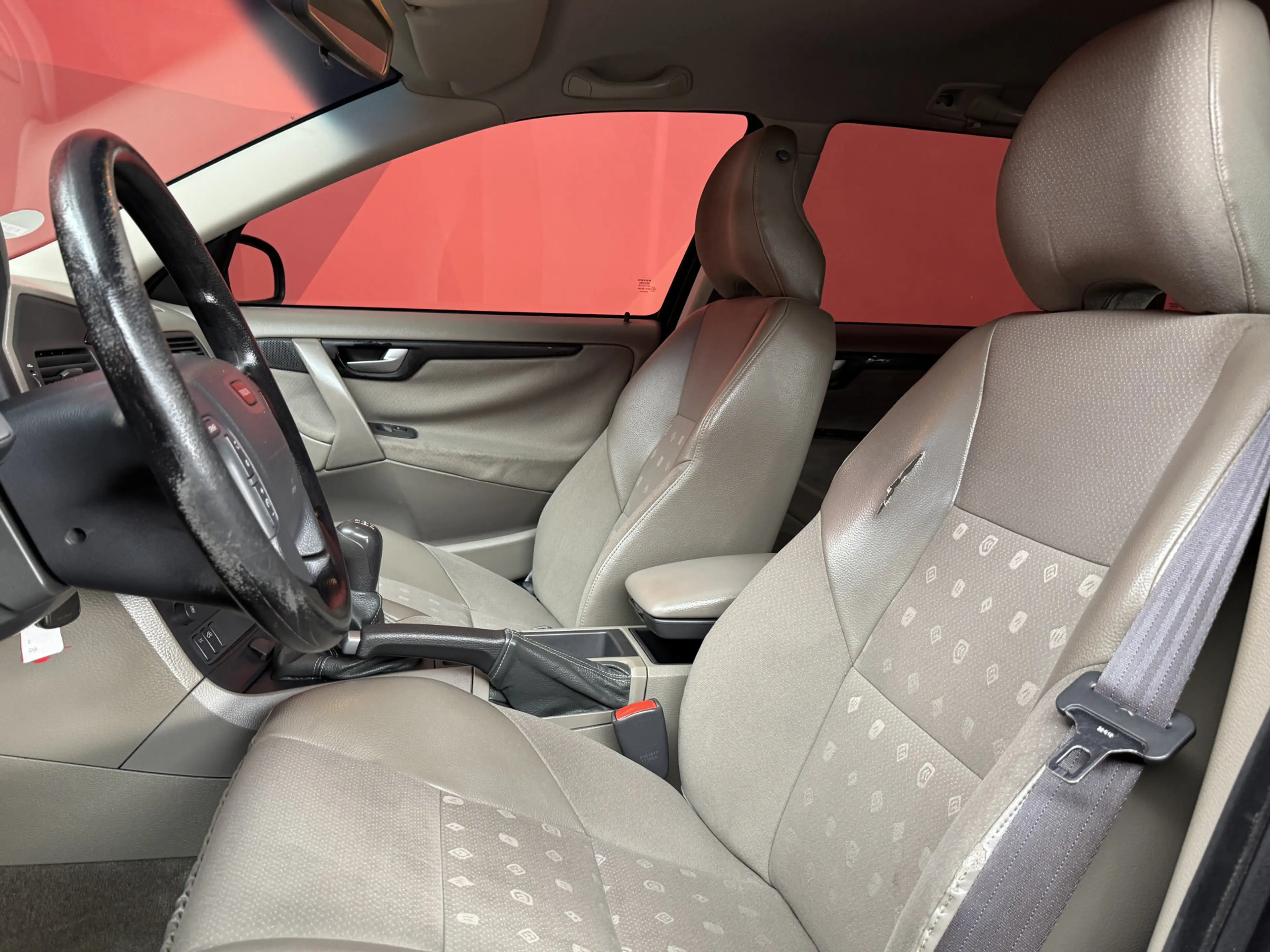 Volvo V70 2.4 Comfort Line | Nieuw Binnen! | Stoelverwarming — photo 7