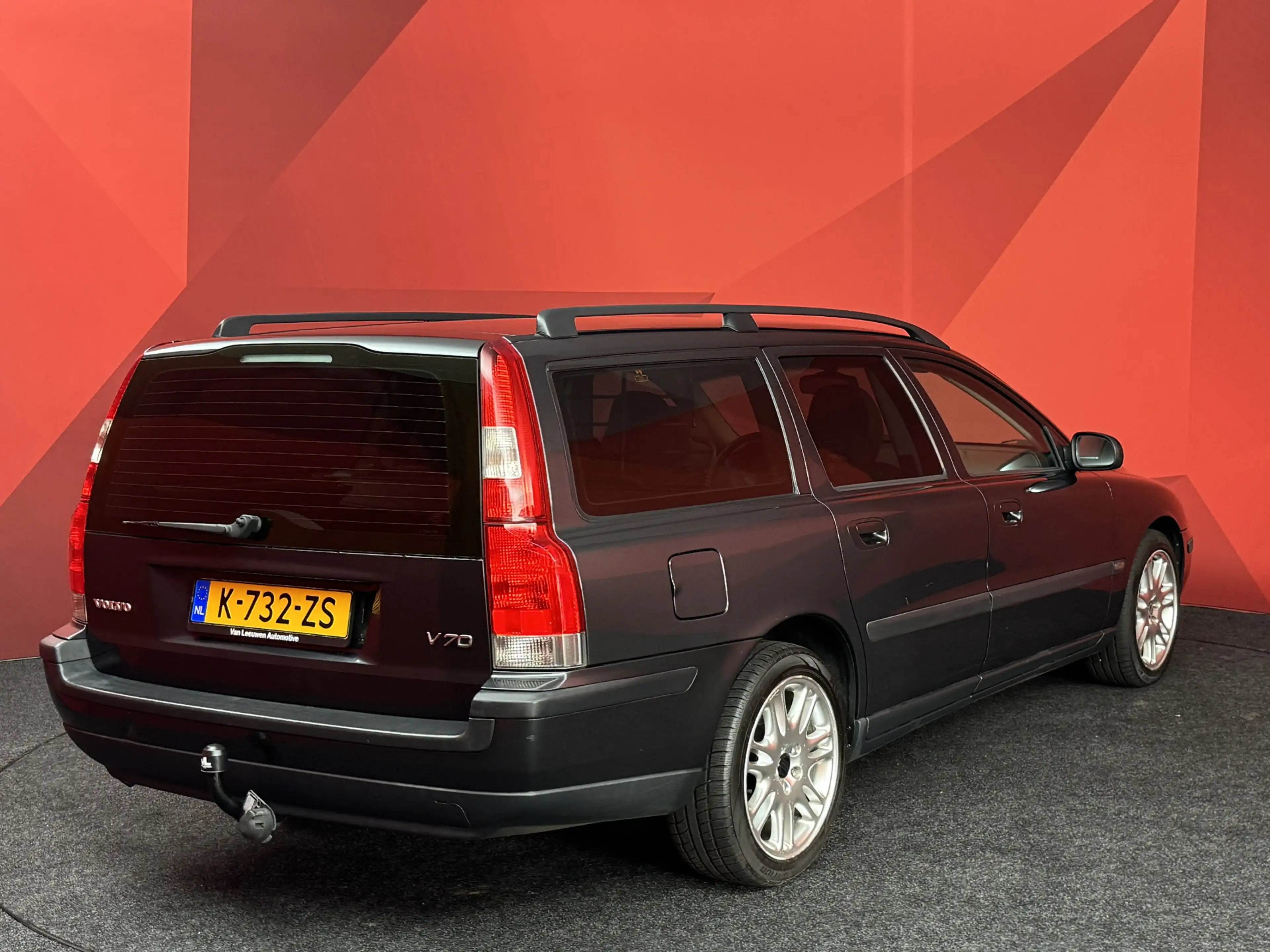 Volvo V70 2.4 Comfort Line | Nieuw Binnen! | Stoelverwarming — photo 2