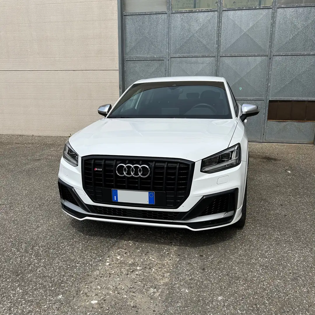 Audi SQ2 quattro s-tronic bijela - 1
