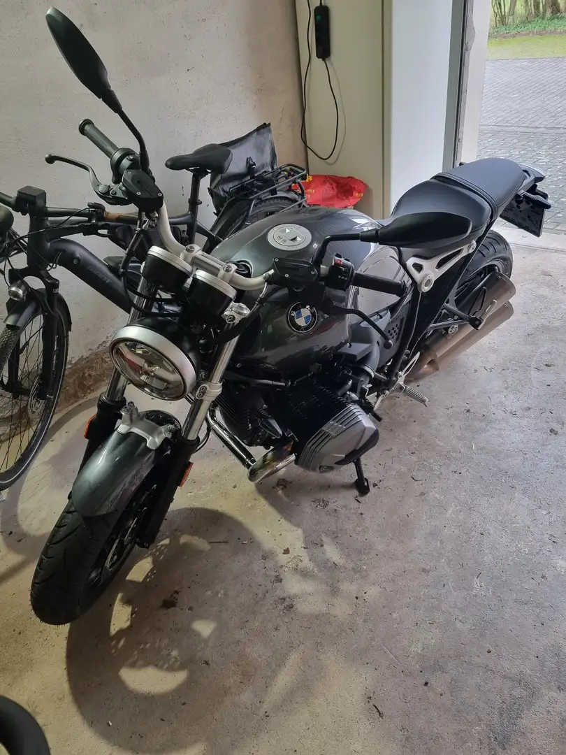 BMW R nineT Grau - 1