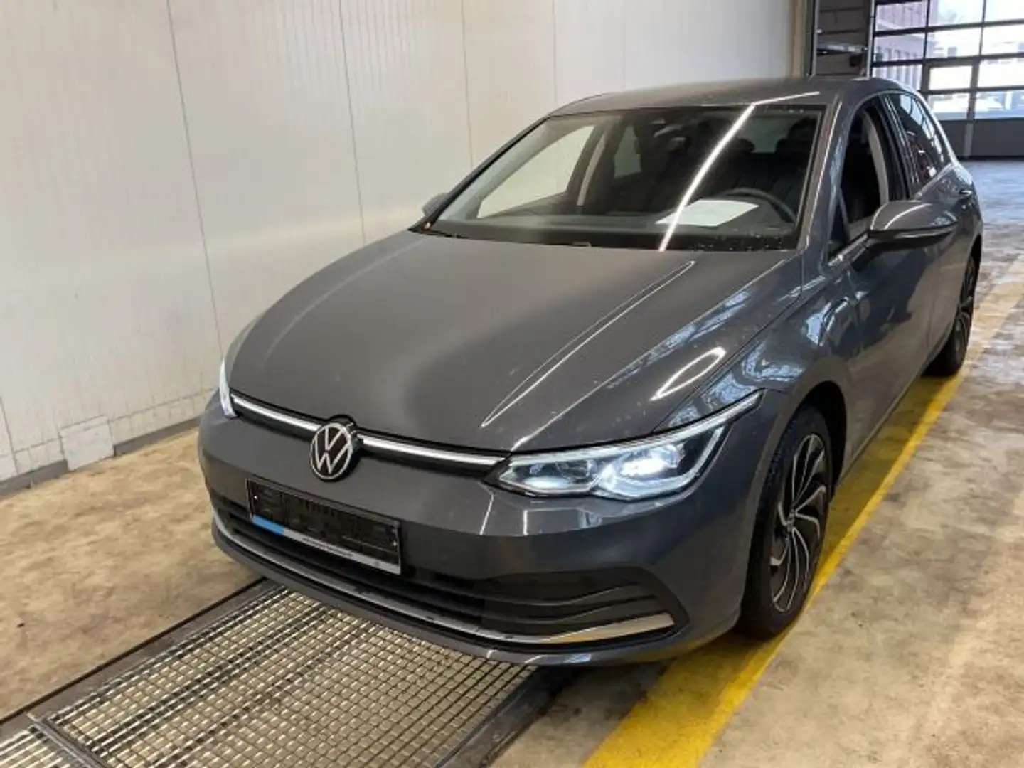 Volkswagen Golf VIII 1.4 eHybrid Style DSG Navi Sitzhzg LED Grau - 2