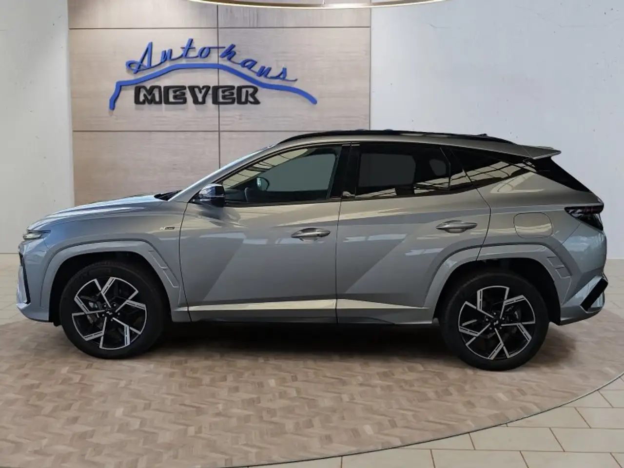 Hyundai TUCSON 1,6T HEV N Line Matrix/ACC/el.Klappe/Winterp., миниатюра 2