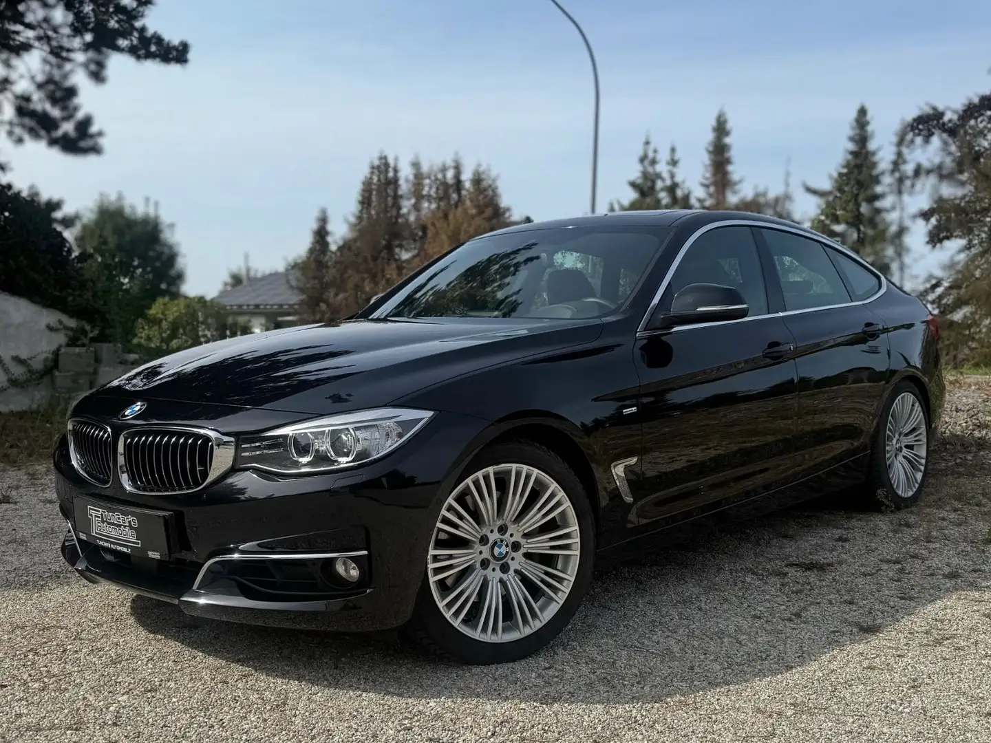 BMW 335 /LuxuryLine/HiFi/BiXenon/AHK Schwarz - 1