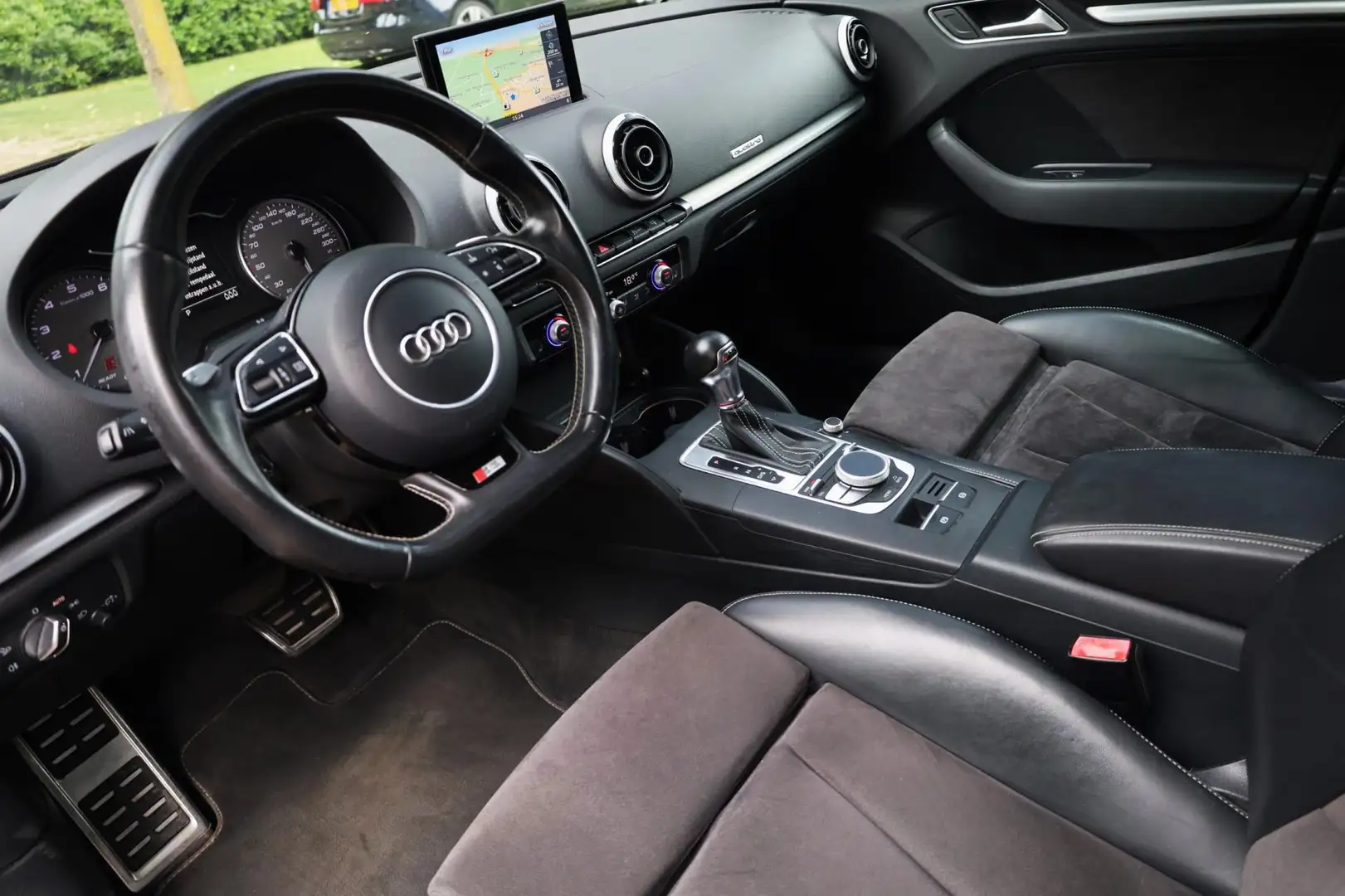 Audi S3 2.0 TFSI quattro Pro Line Plus Aut. | Panorama | H Gris - 2