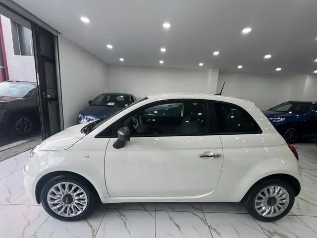 Fiat 500 view 3