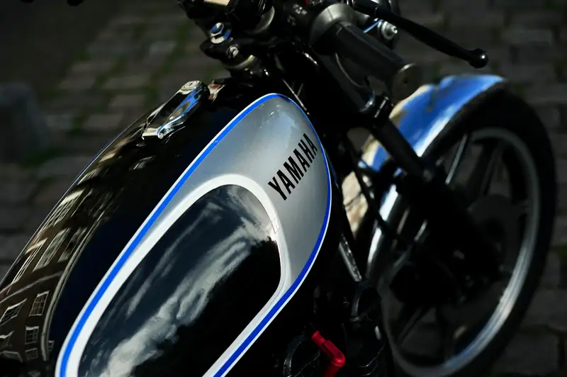 Yamaha XS 750 - foto 4