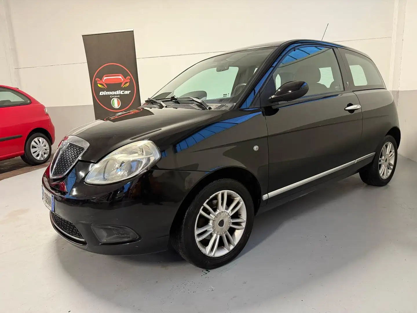 Lancia Ypsilon DISTRIBUZIONE NUOVA\GOMME 4 STAGIONI Noir - 2
