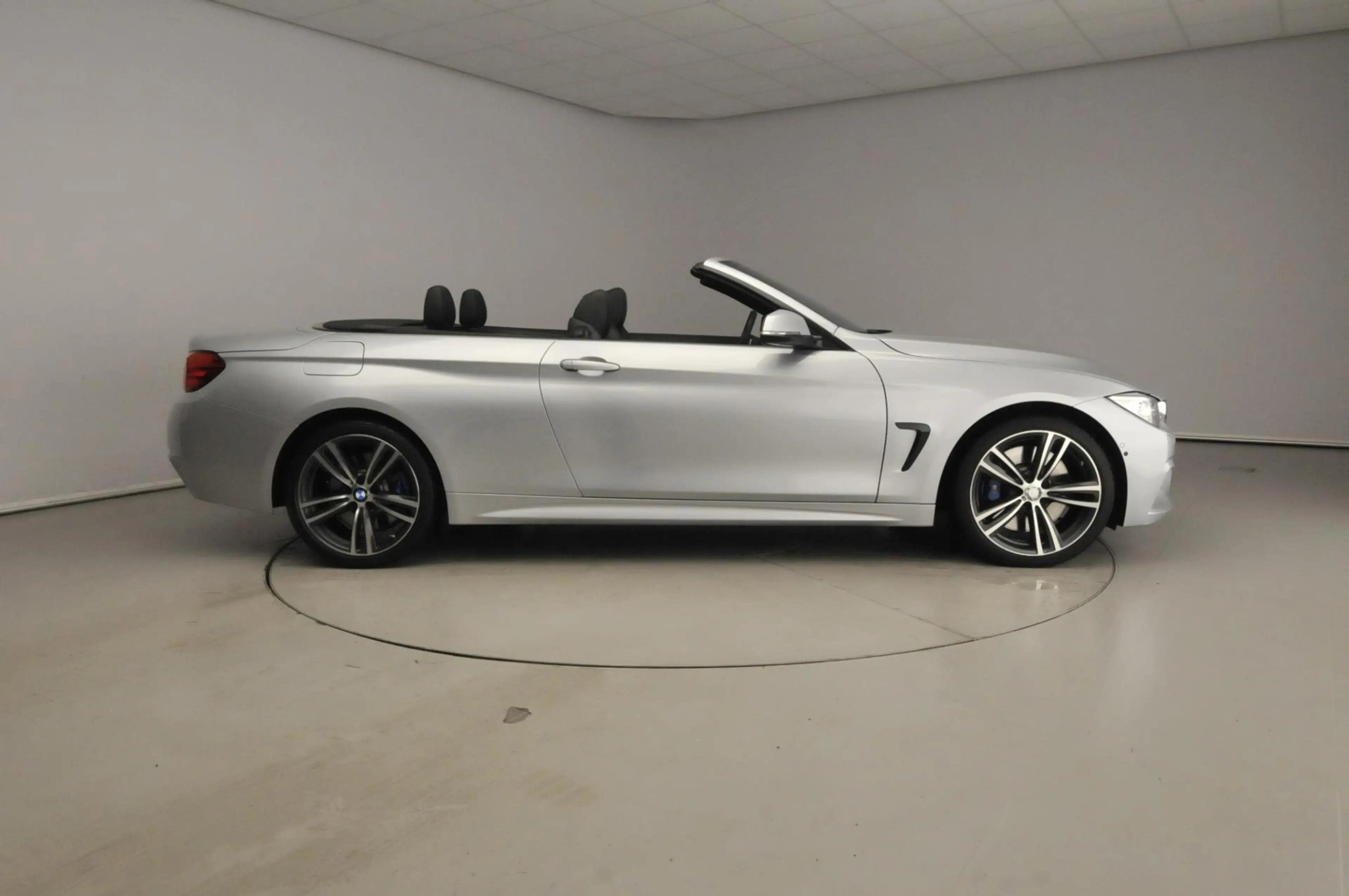 BMW 440 4 Serie Cabrio 440i xDrive Centennial High Executi — photo 4