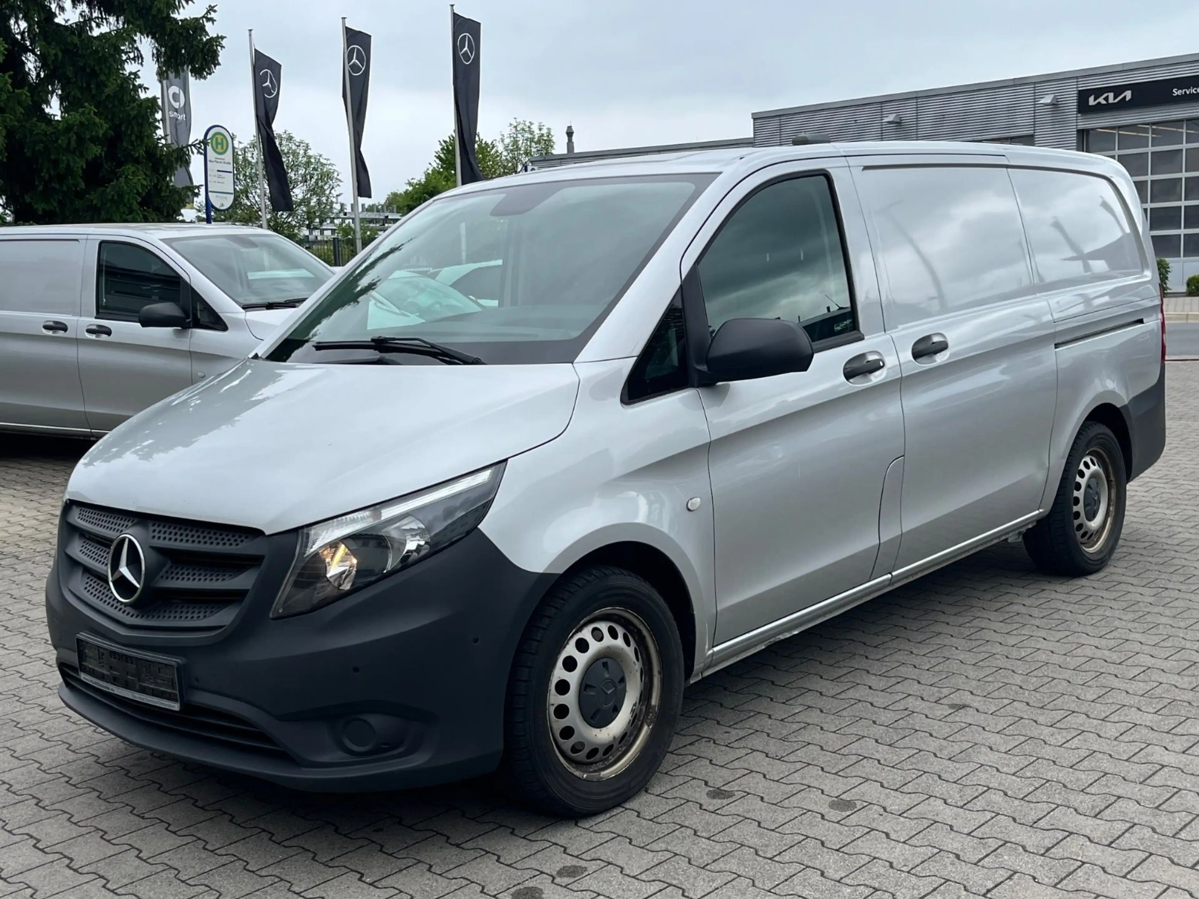 Mercedes-Benz Vito Kasten 114 CDI lang*AHK*Leder*2x Schiebetür