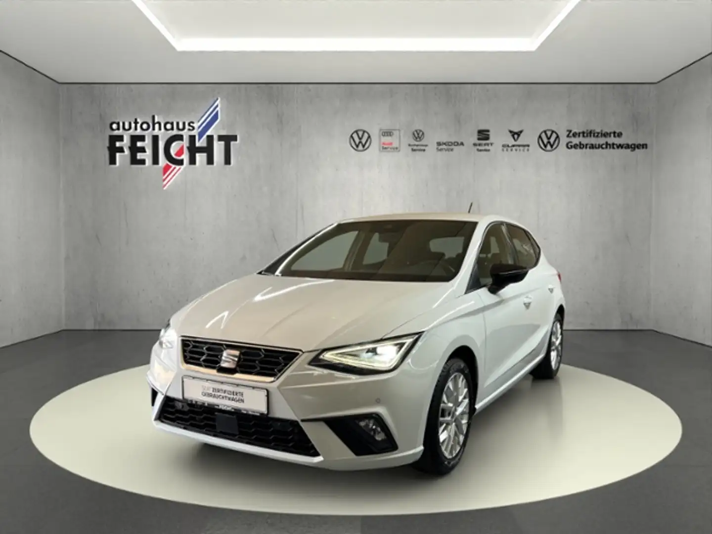 SEAT Ibiza 1.0 TSI FR+LED+NAV+RFK+APP-CONNECT+KEYLESS Weiß - 1