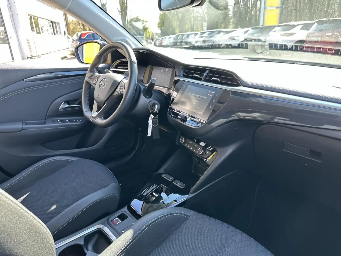 Opel Corsa F Elegance 1.2 AT **Allwetter/Kamera/LED** Schwarz - 2