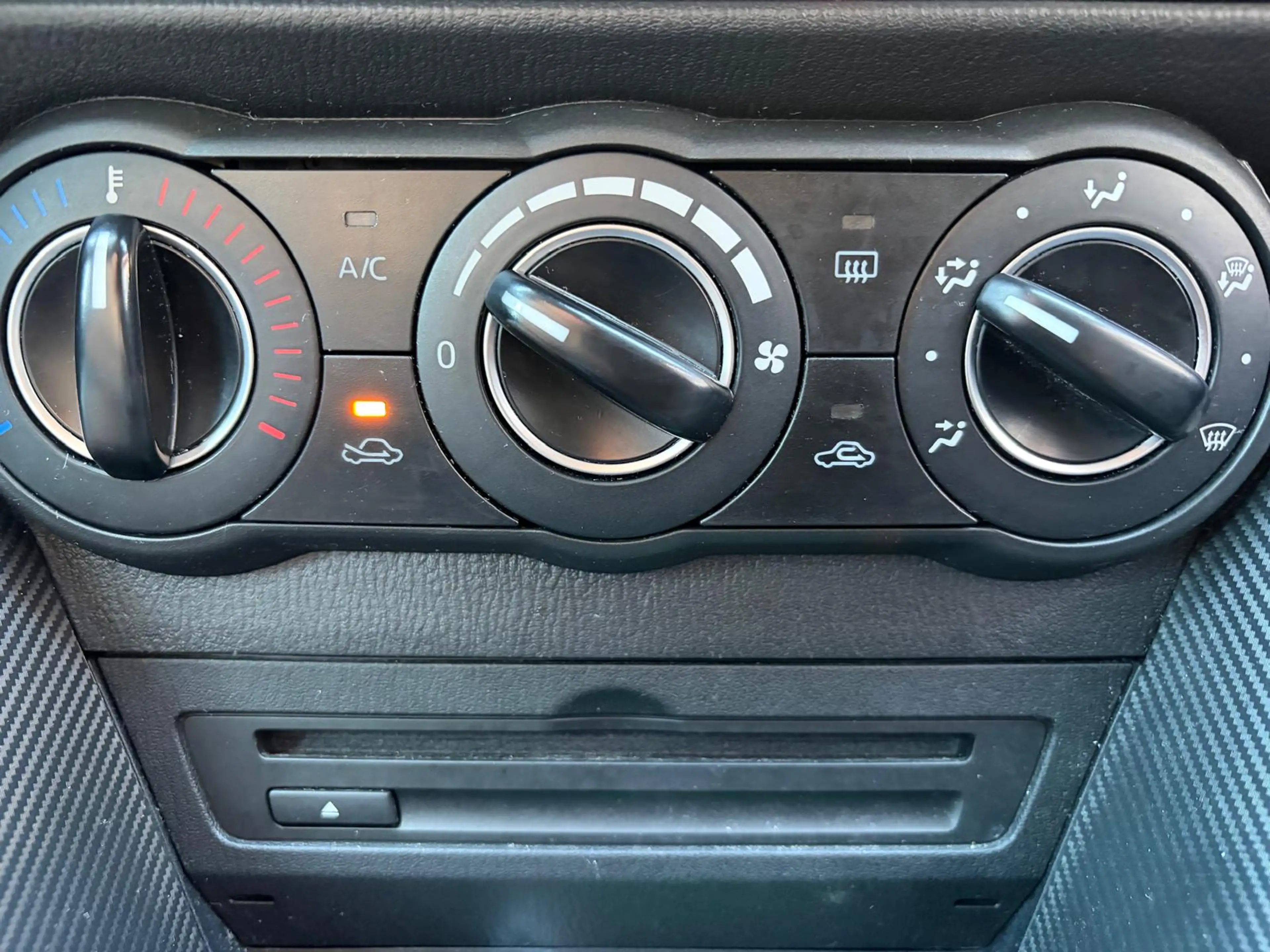 Mazda 2 1.5 SKYACTIV-G Sport Camera Navigatie — photo 6